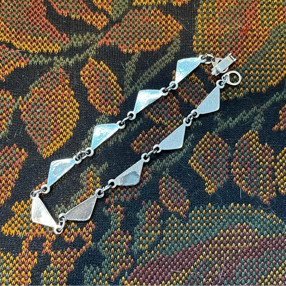 Abalone Shell Bracelet - Picture 5 of 8